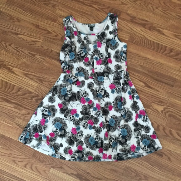 Hot Topic Dresses & Skirts - White skull dress with blue and pink roses!